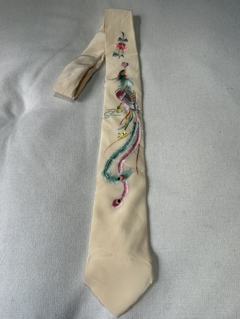 Vintage Jinhua Silk Embroidered bird floral tie 56”